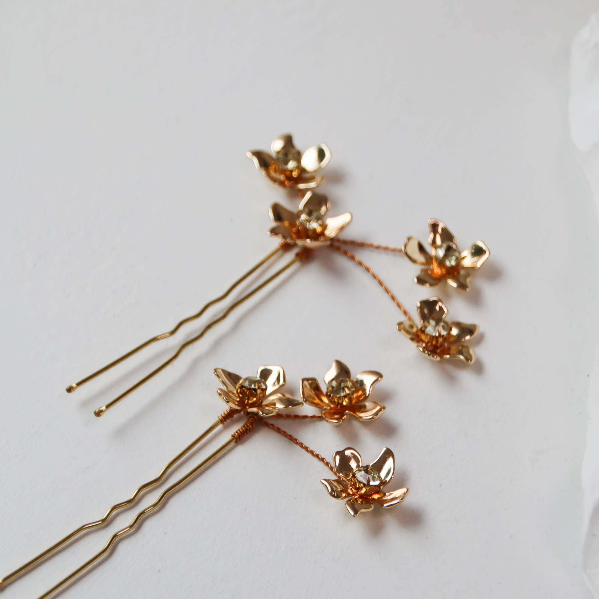 Gold Floral Spray Hair Pins