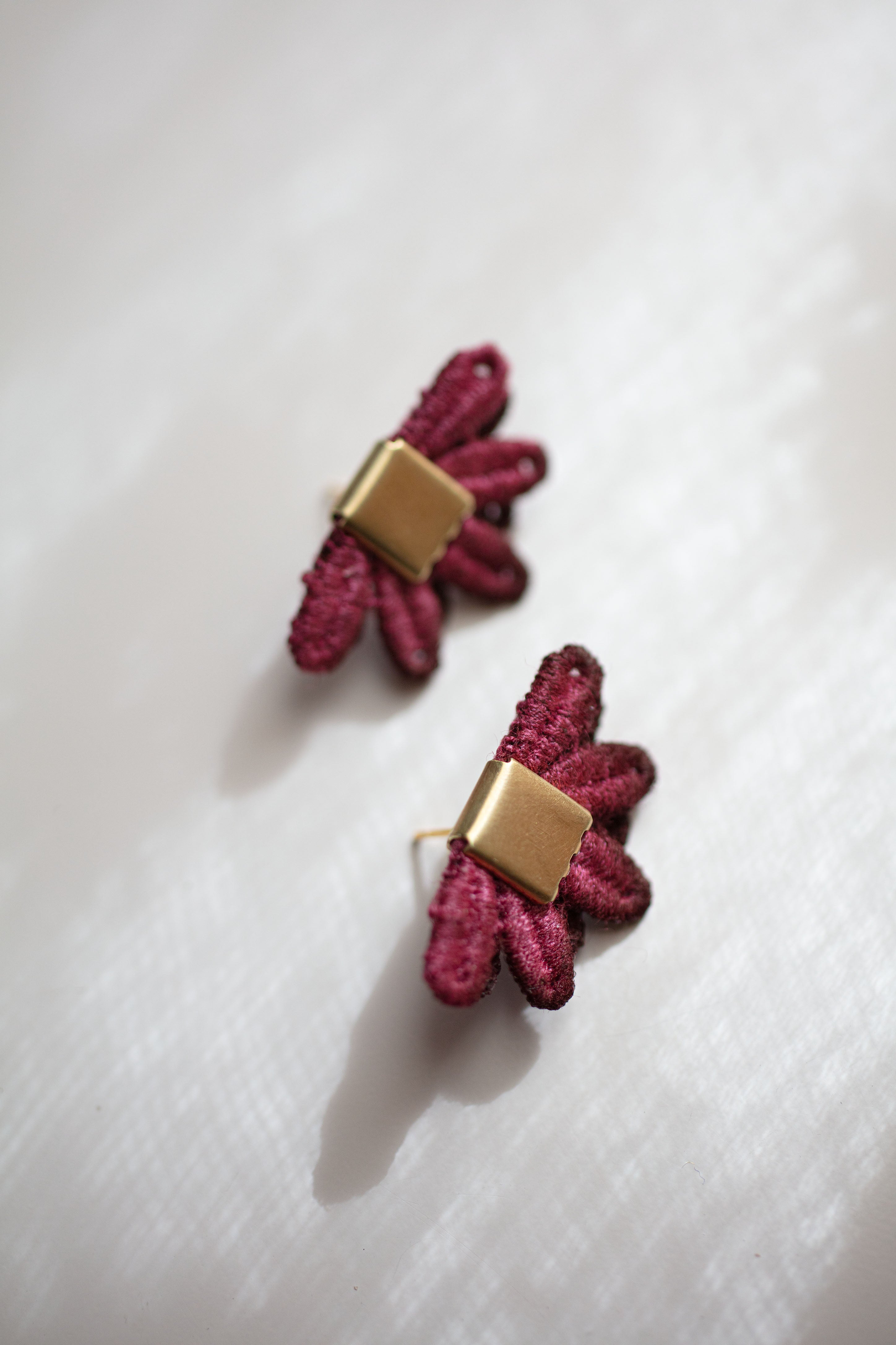 Larrea Earrings: Burgundy