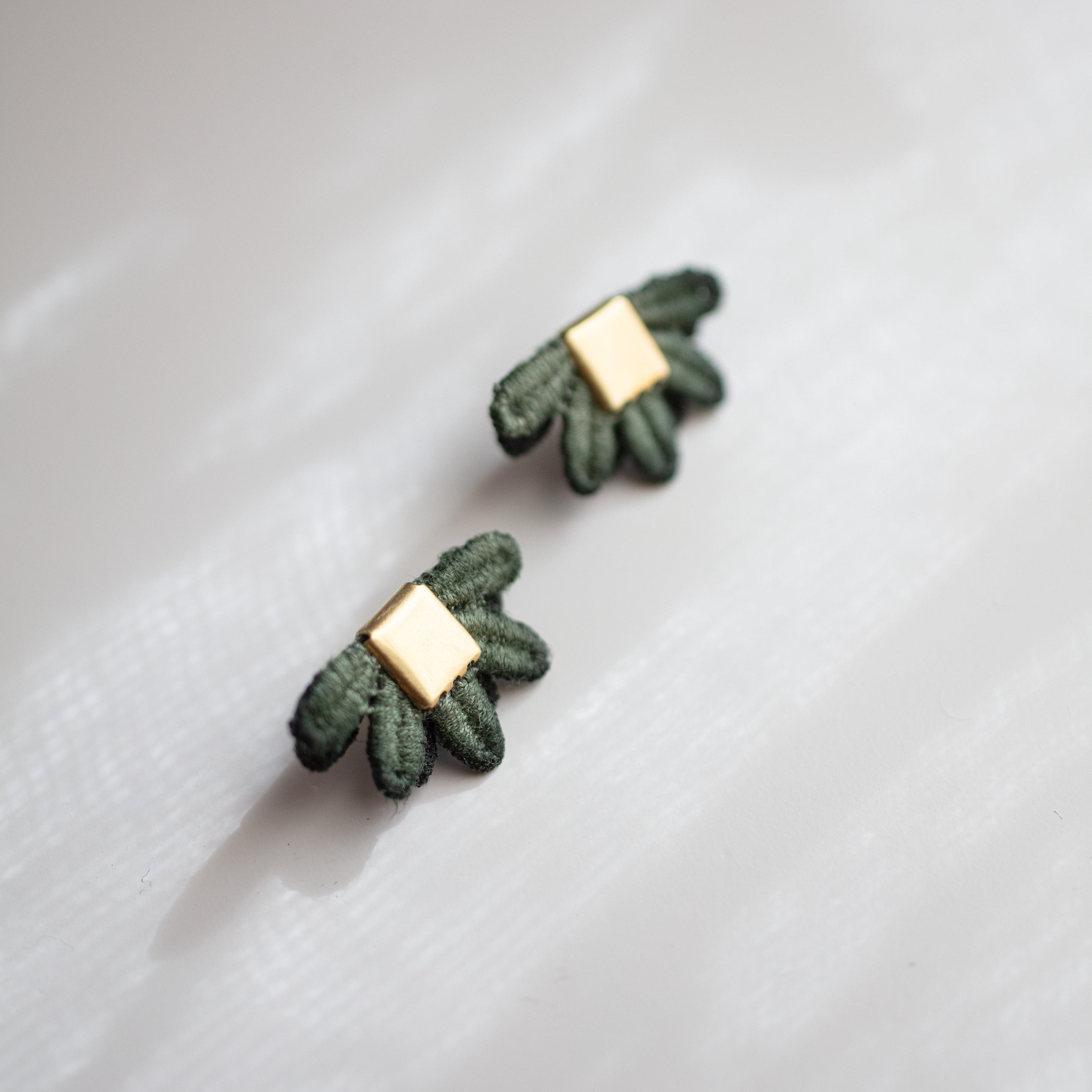 LarreaEarringsDarkMoss ArmyGreen 2