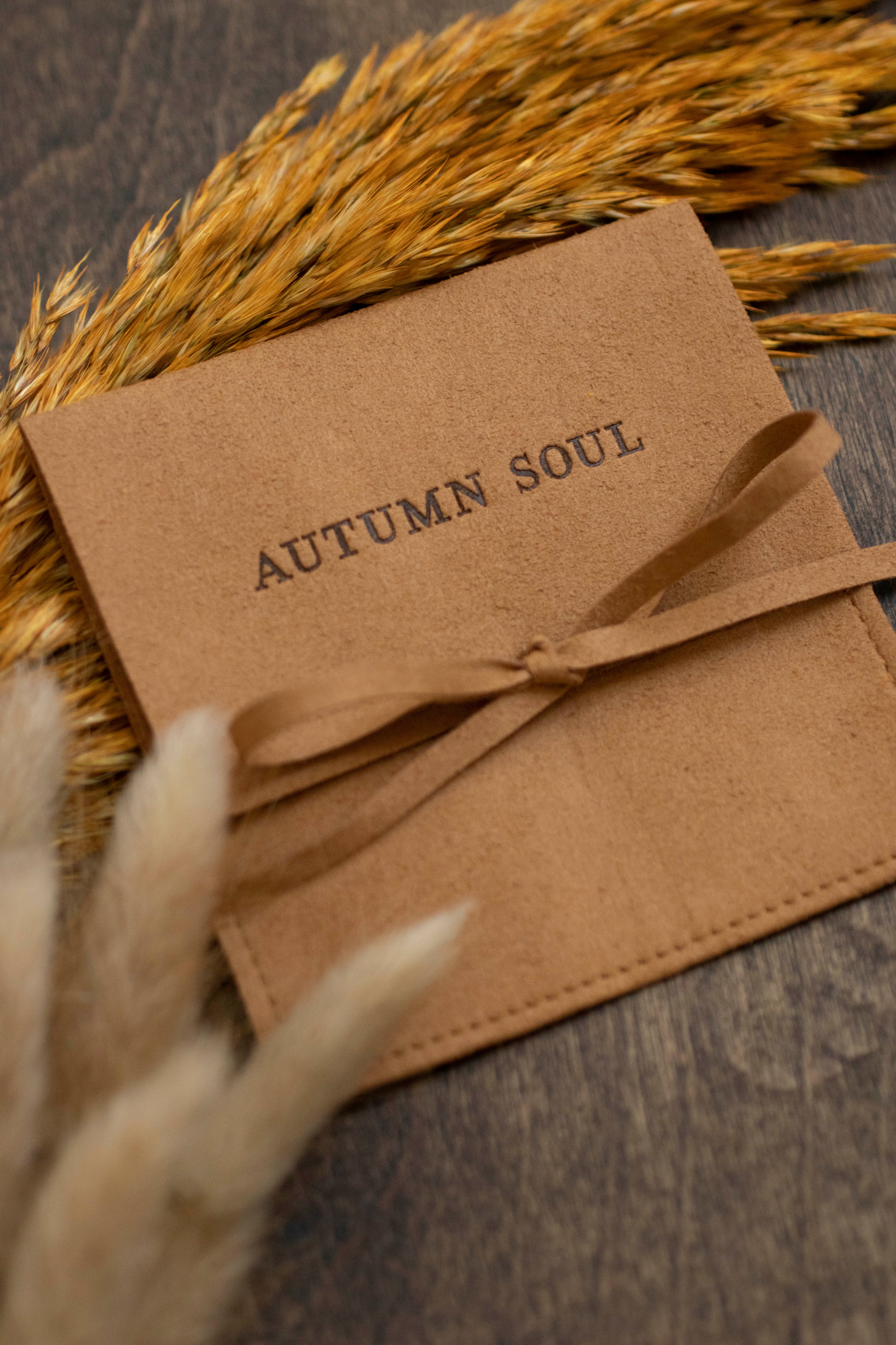 autumn pouch