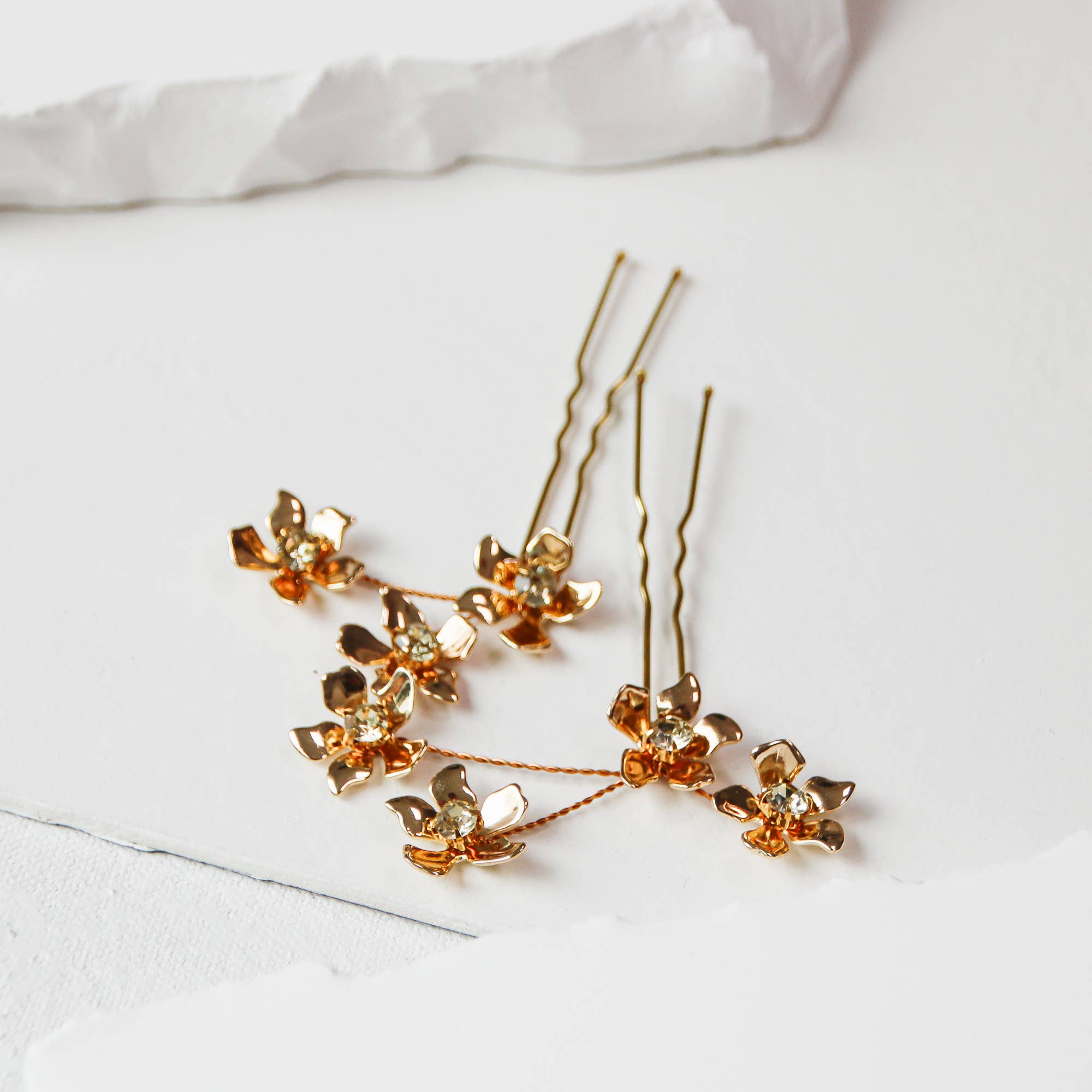 Gold Floral Spray Hair Pins