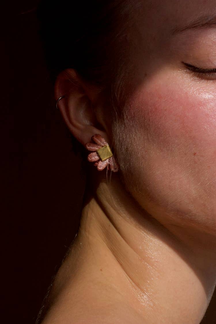 Larrea Earrings: Desert Rose