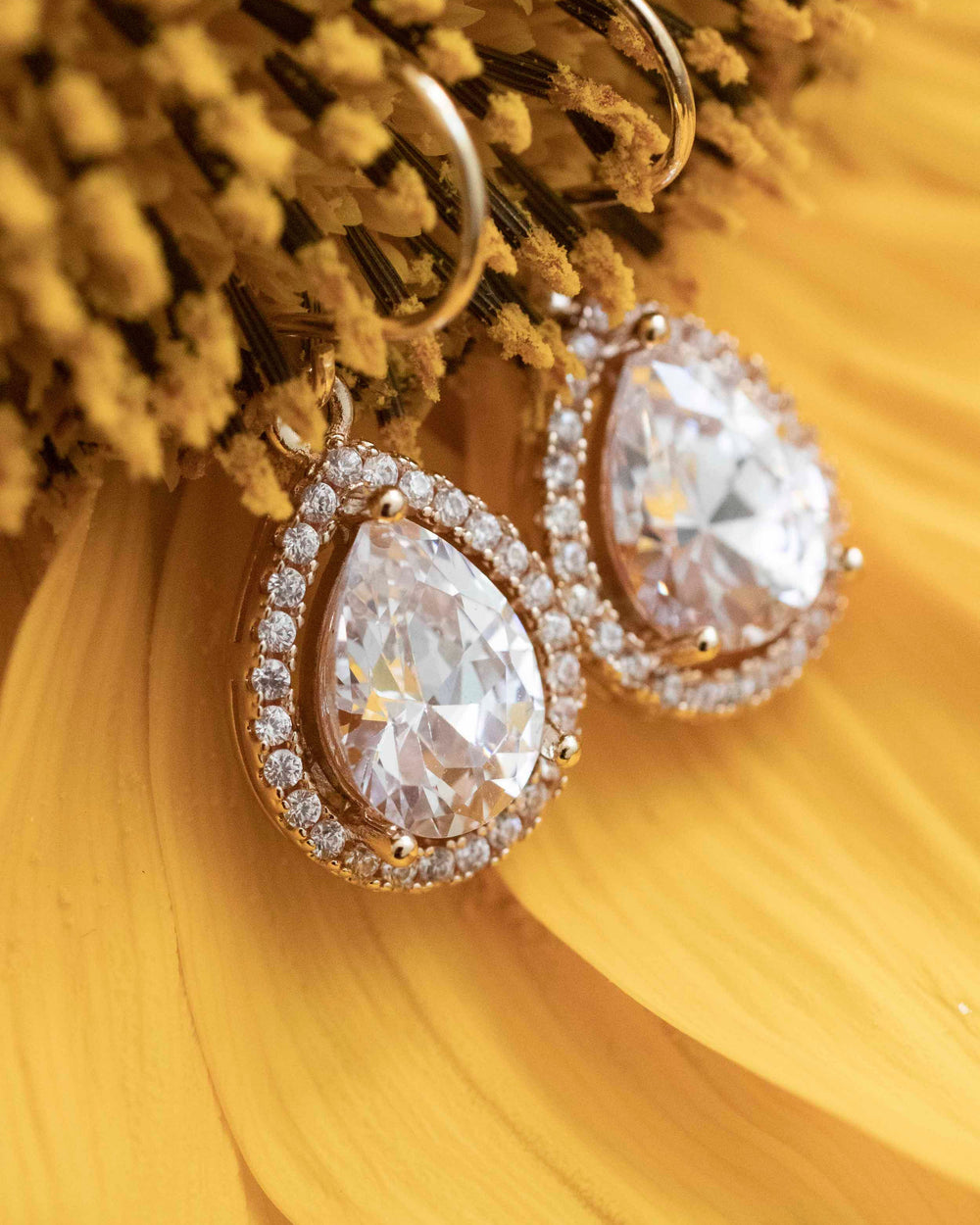 Elegant Raindrops (Small)